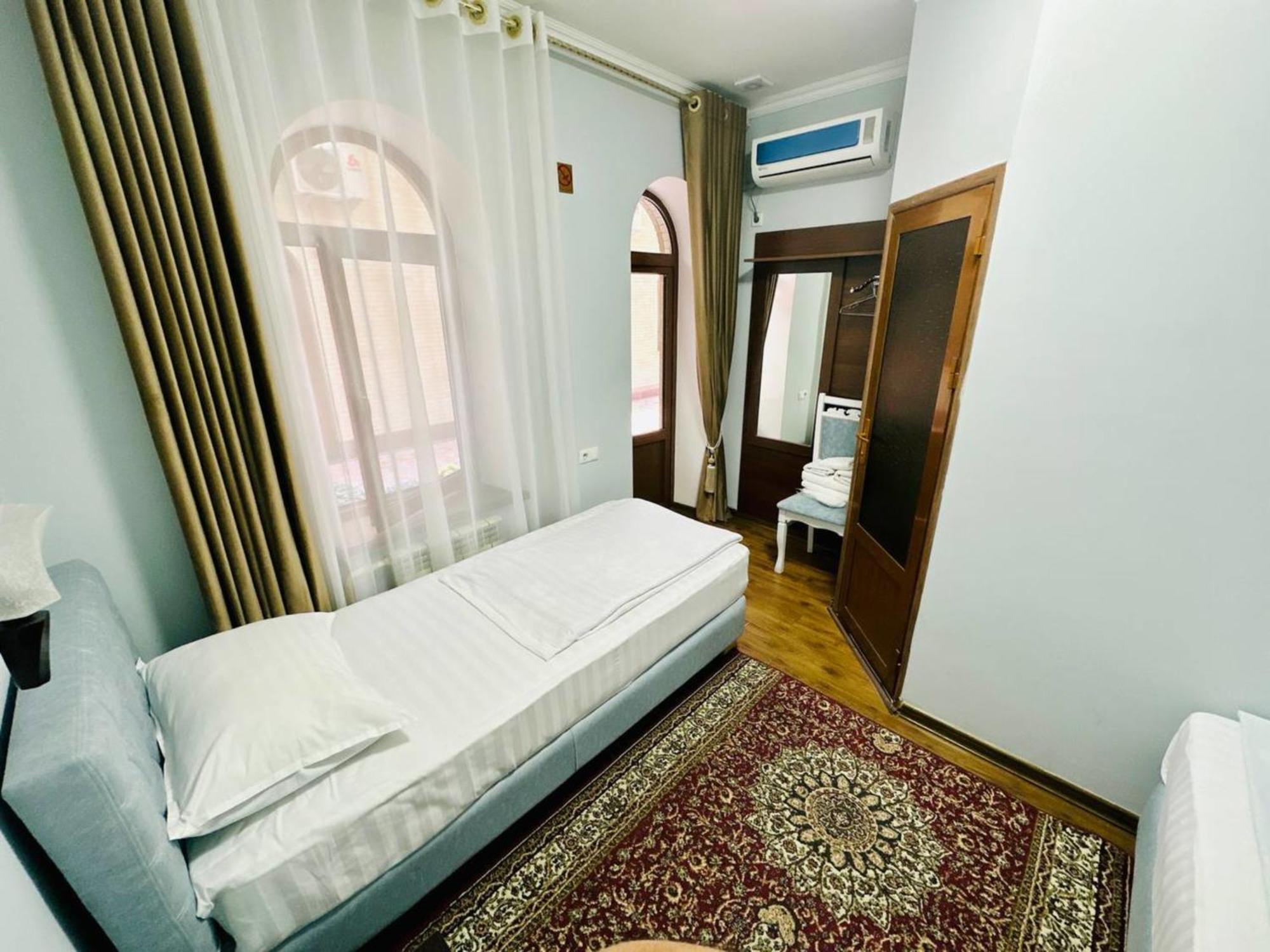 Samarkand Travel Hotel Kültér fotó